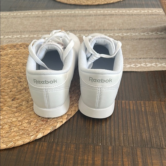 Reebok Classic White Sneakers - Picture 3 of 4